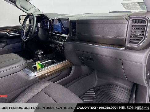 Used 2024 Chevrolet Silverado 1500 LT Trail Boss w/ Protection Package image 29