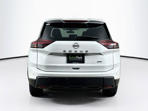 Used 2025 Nissan Rogue SV AWD/4WD image 7