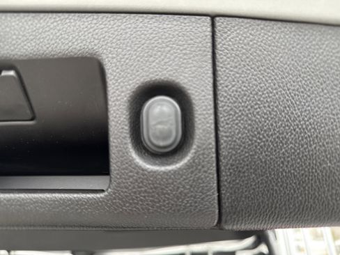 Used 2017 Chevrolet Tahoe Premier image 15