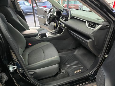 Used 2024 Toyota RAV4 LE image 23