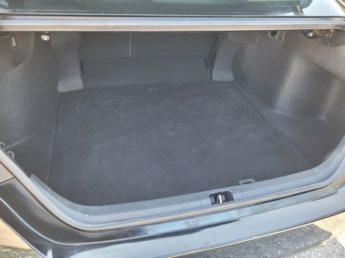 Used 2018 Toyota Camry SE image 15