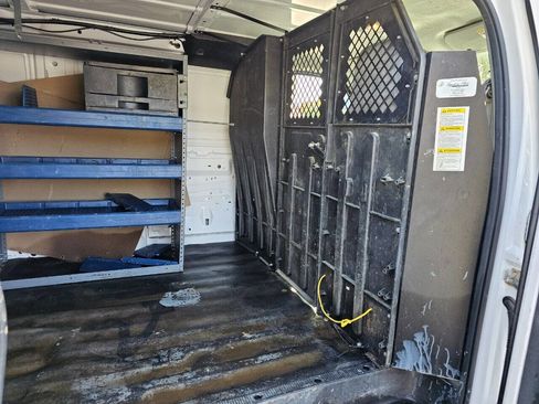 Used 2014 Ford E-250 and Econoline 250 w/ Commercial Cargo Van Package image 25