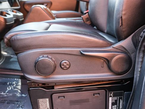 Used 2023 Mercedes-Benz Sprinter 3500 image 24