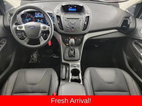 Used 2016 Ford Escape SE w/ SE Chrome Package FWD image 19