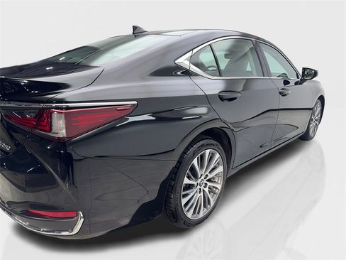 Used 2021 Lexus ES 250 w/ Premium Package image 13