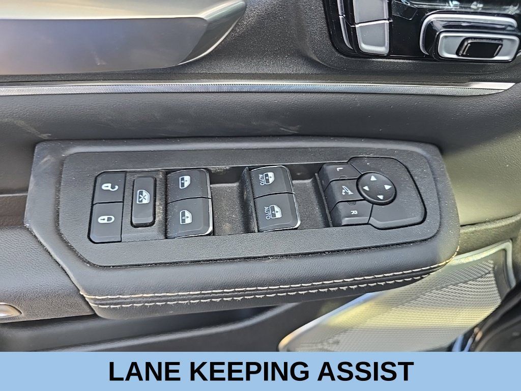 Used 2026 RAM 1500 Tungsten w/ Off-Road Group AWD/4WD image 10