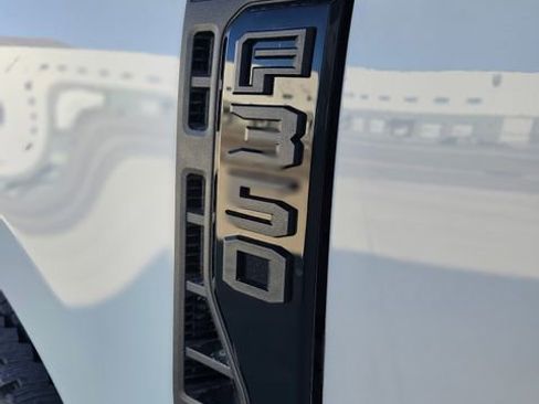 New 2026 Ford F350 Platinum image 10