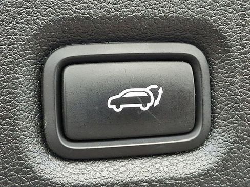 Certified 2023 Hyundai Santa Fe SEL AWD/4WD image 28