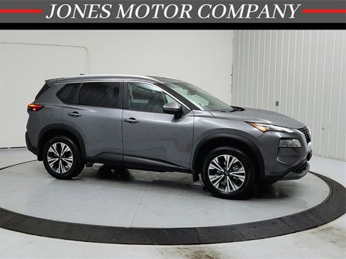 Used 2023 Nissan Rogue SV w/ SV Premium Package image 1