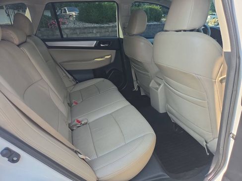 Used 2015 Subaru Outback 2.5i Premium AWD/4WD image 24