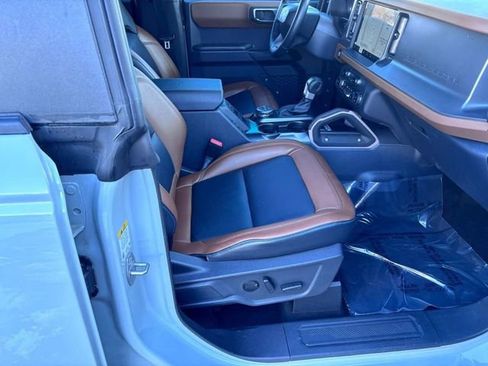 Used 2024 Ford Bronco Outer Banks image 28
