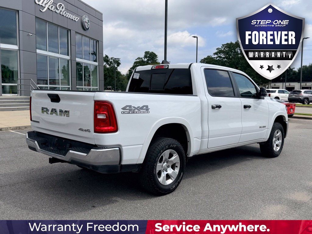 Used 2025 RAM 1500 Big Horn AWD/4WD image 6