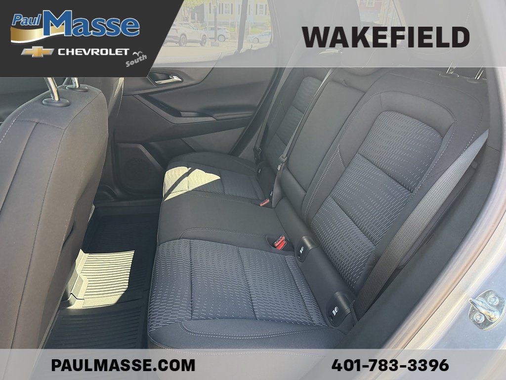 Certified 2025 Chevrolet Equinox LT FWD image 10