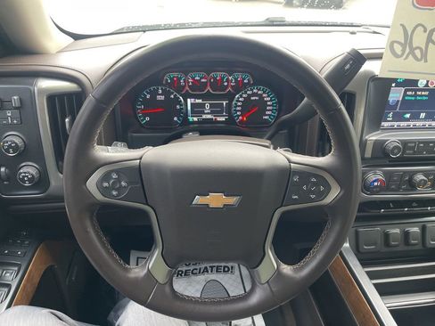 Used 2015 Chevrolet Silverado 1500 LTZ image 32