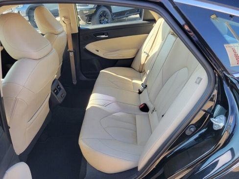 Used 2022 Toyota Avalon XLE image 26