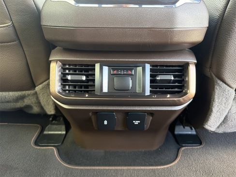 Used 2024 Ford F150 King Ranch image 23