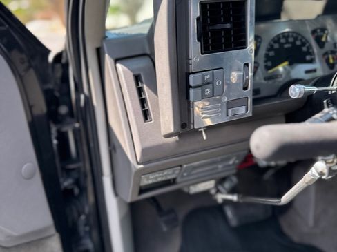 Used 1994 GMC Sierra 1500 2WD Extended Cab image 15