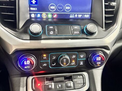 Used 2021 GMC Acadia SLE AWD/4WD image 15