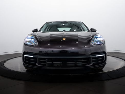 Certified 2017 Porsche Panamera image 10