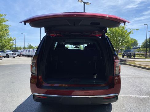 Used 2023 Chevrolet Tahoe LS RWD image 11