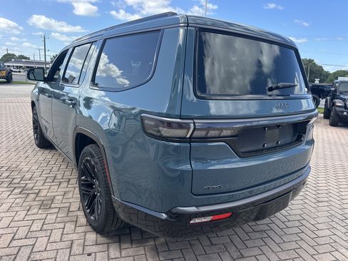 New 2026 Jeep Grand Wagoneer Limited AWD/4WD image 9