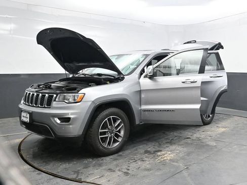 Used 2020 Jeep Grand Cherokee Limited AWD/4WD image 46