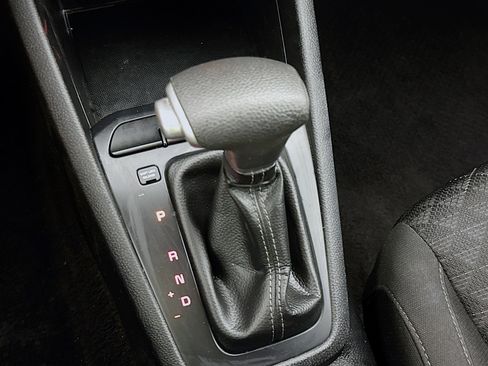 Used 2023 Kia Rio S w/ Technology Package image 18