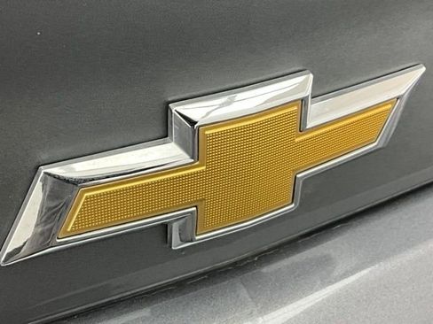 Used 2022 Chevrolet Camaro LT RWD image 25