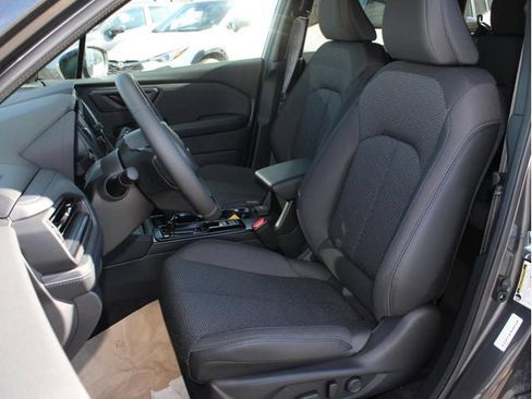 New 2026 Subaru Forester Premium w/ Base/Premium Plus Package image 34