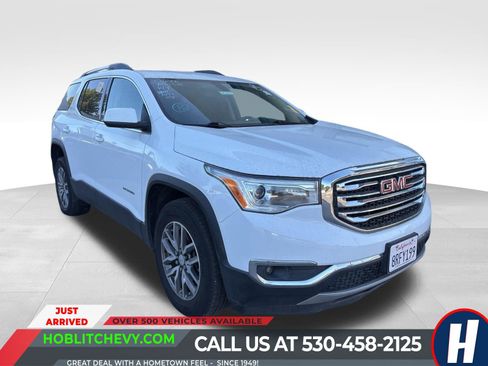 Used 2019 GMC Acadia SLE FWD image 1