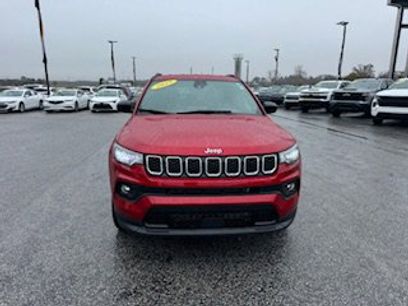 Used 2025 Jeep Compass Latitude