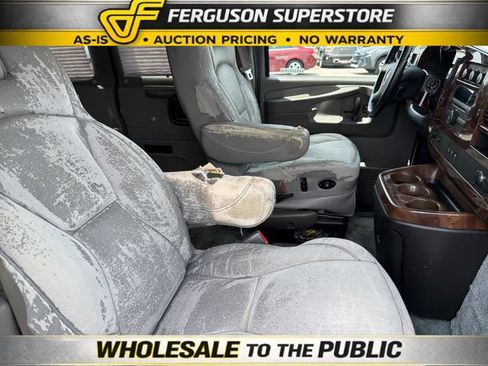 Used 2014 GMC Savana 1500 RWD image 21