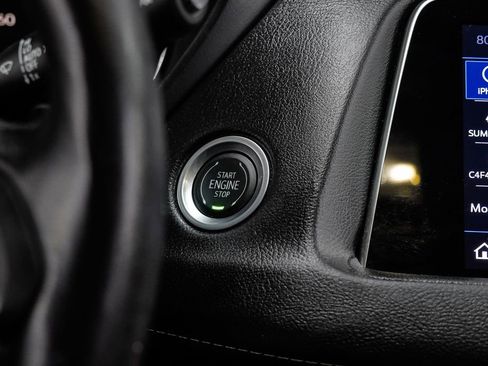 Used 2021 Cadillac XT4 Premium Luxury image 26