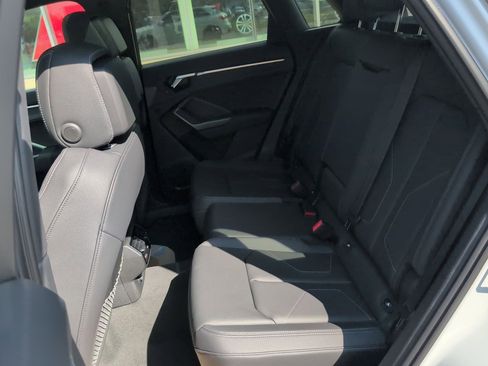 New 2025 Audi Q3 2.0T Premium image 22