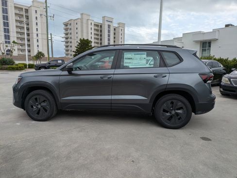 New 2026 Volkswagen Taos S FWD image 7