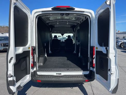 New 2026 Ford Transit 250 148 Medium Roof w/ Load Area Protection Package image 7