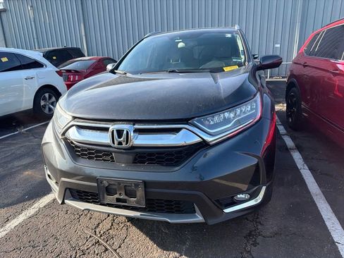 Used 2019 Honda CR-V Touring image 2