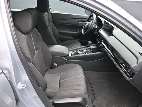 Certified 2025 Honda Accord Sport image 24