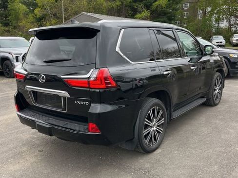 Used 2018 Lexus LX 570 4WD w/ Luxury Package image 8