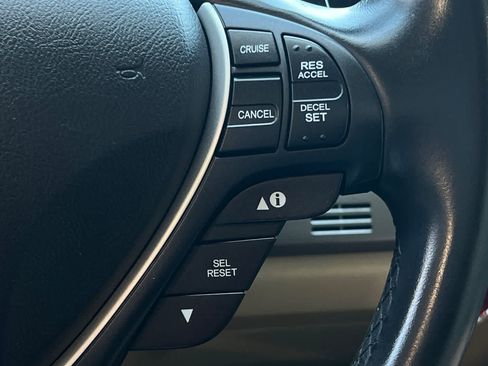Used 2017 Acura RDX AWD image 30