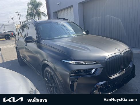 Used 2026 BMW X7 xDrive40i w/ M Sport Package AWD/4WD image 1