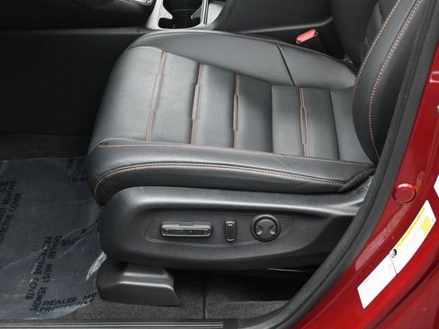 Used 2025 Honda CR-V Sport-L image 12