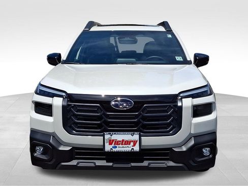 Used 2026 Subaru Outback Premium AWD/4WD image 2