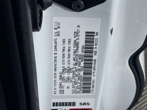 Used 2021 Toyota Tacoma SR RWD image 37