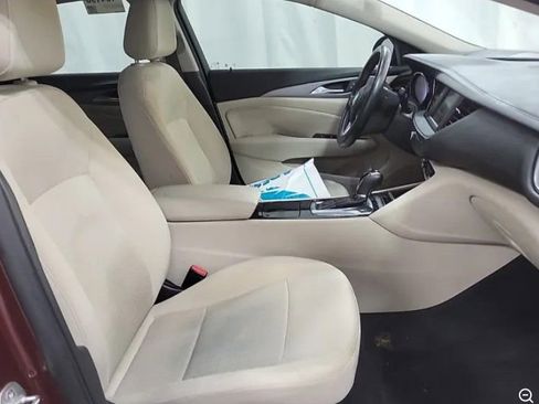 Used 2019 Buick Regal Preferred w/ Driver Confidence Package I image 10