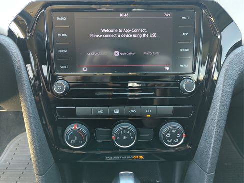 Used 2020 Volkswagen Passat 2.0T S image 33