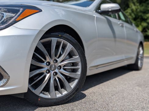 Used 2018 Genesis G80 5.0 Ultimate RWD image 34