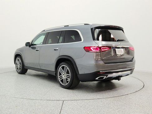 Used 2022 Mercedes-Benz GLS 450 4MATIC image 7