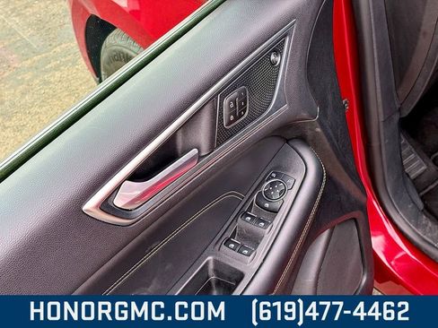 Used 2024 Ford Edge Titanium image 15