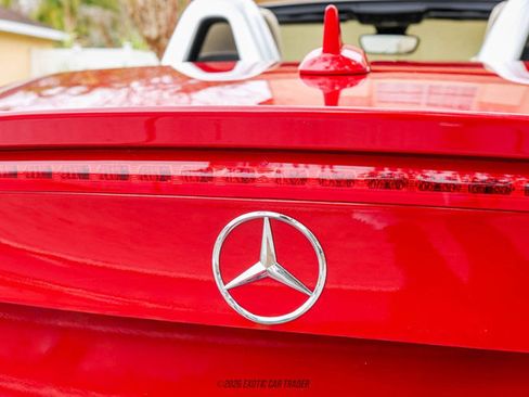 Used 2015 Mercedes-Benz SLK 250 image 69